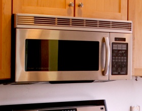 Microwave Oven Repair in Denver and Centennial by Colorado Appliance Solutions